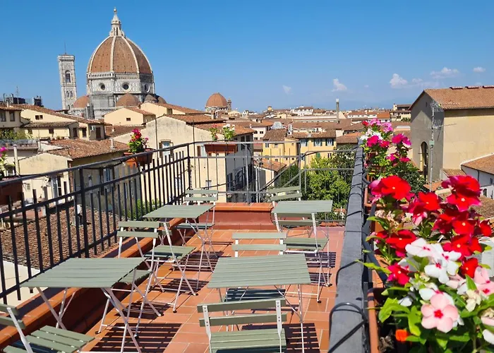 Cardinal Of Florence - Recommended For Ages 25 To 55