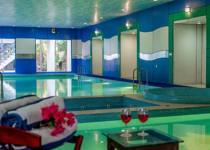 Pet Friendly hotel: Nine Palms