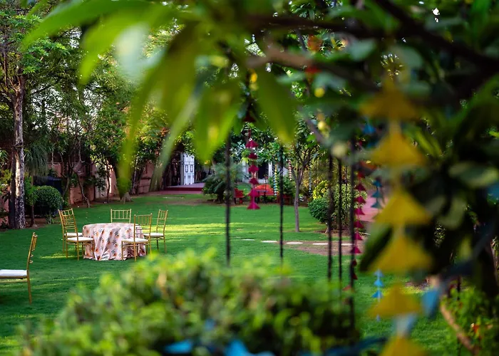 Pet Friendly hotel: Nine Palms