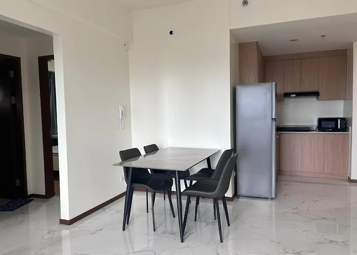 Ping Pong hotel: Sunny Place Condo Unit 2 Bedroom Paranaque Near Airport, Moa, Okada