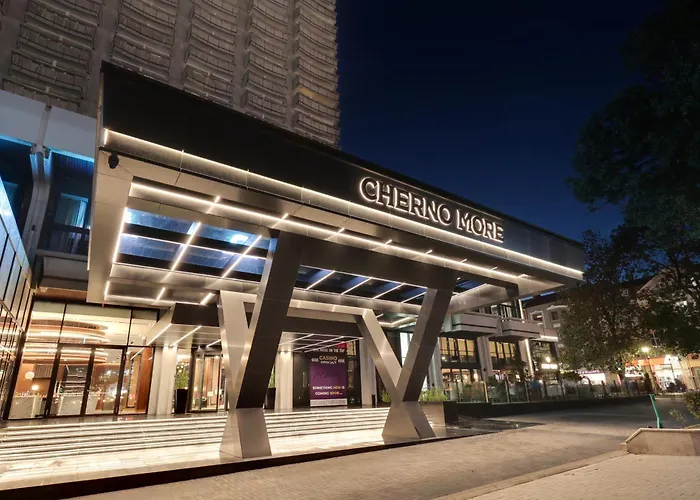 Hotel con vistas: Hotel Cherno More