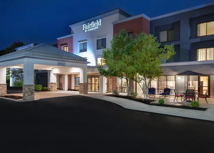 Hotel with view: Fairfield Inn And Suites By Marriott Rochester West/Greece