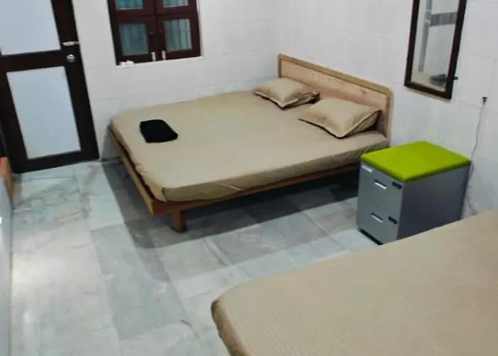 Pet Friendly hotel: Rana Residency