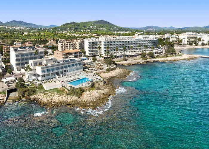 Atolon & Kaafu Beach Club