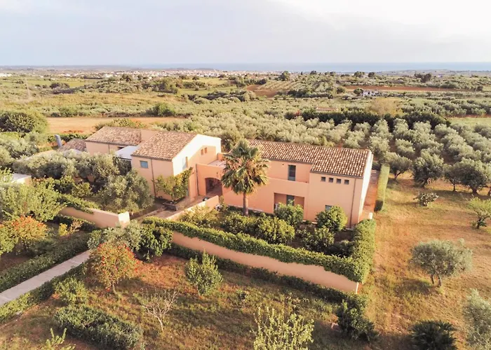 Planeta Country House & Beach Club