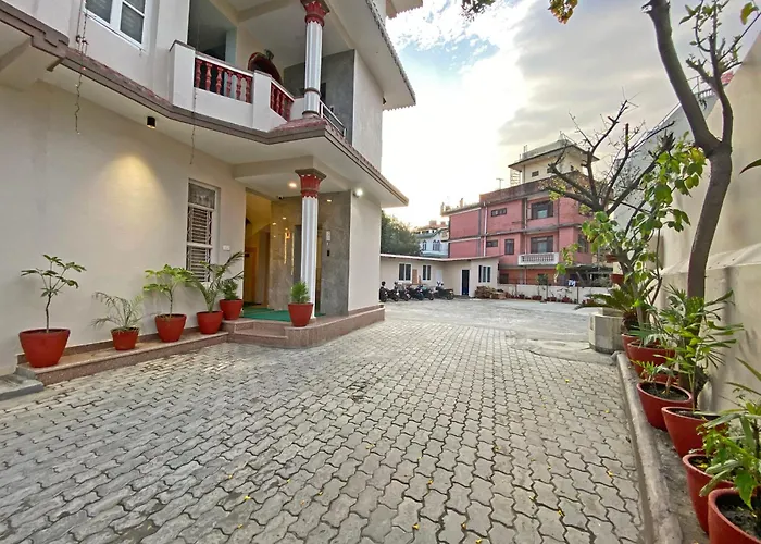 Golf hotel: Hotel Dipjyoti