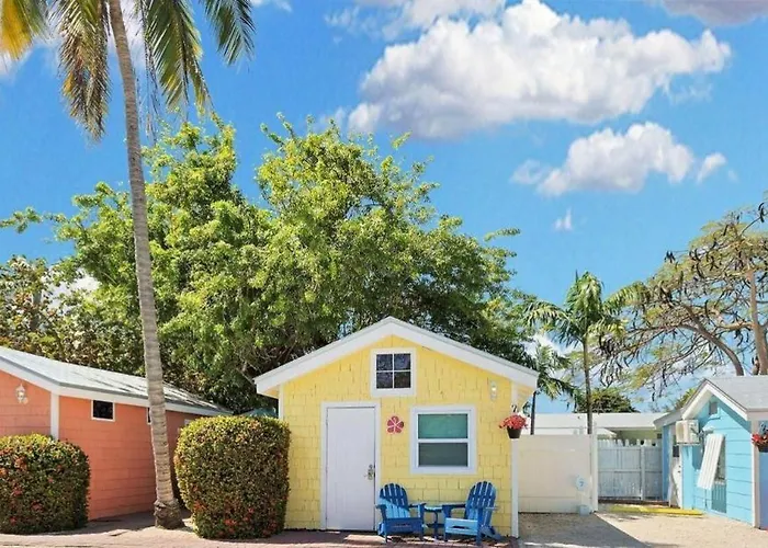 Vacation rental: Tropical Cottages