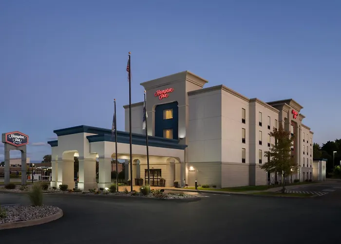 Hotel with pool: Hampton Inn Rochester - Irondequoit