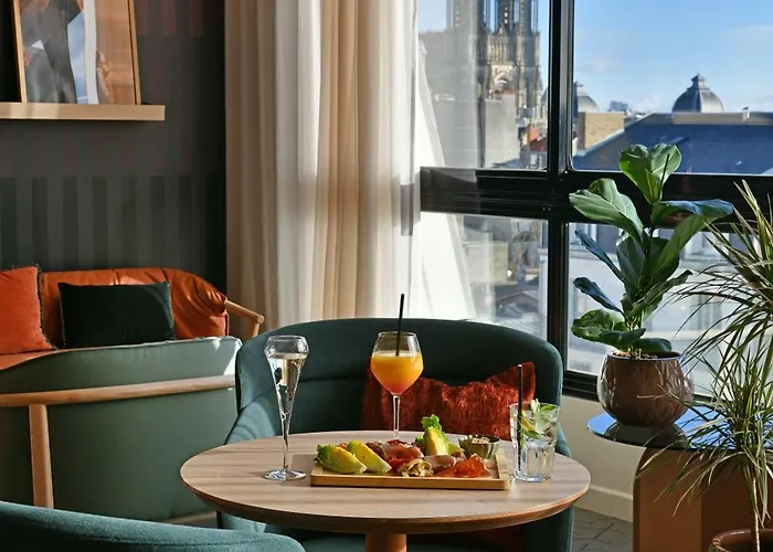 Holiday Inn Centre By Ihg
