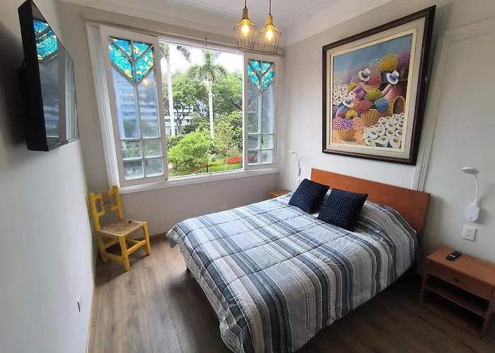 Hotel cerca del colegio: Flying Dog Hostel
