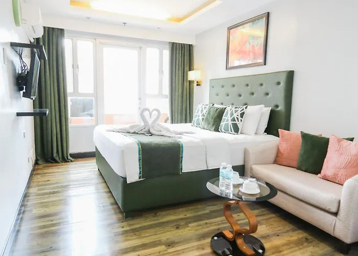 Pacific Bay Grand Suites