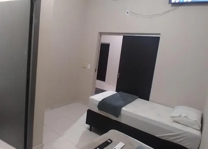 Hotel America 2