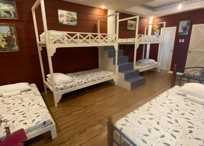 Hotel with view: Country Home Resort
