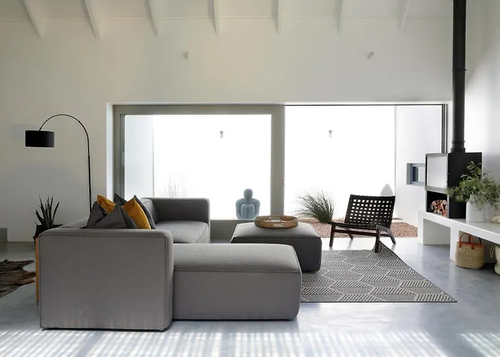 The Cottage Collection Paternoster