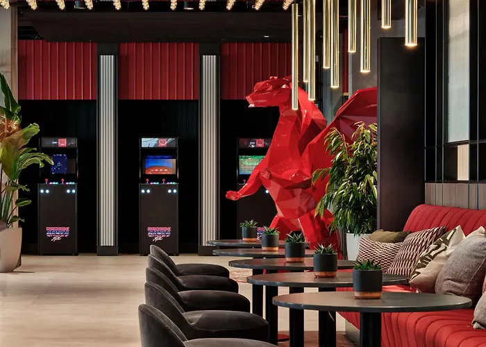 Radisson RED &Radisson RED