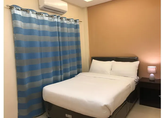 Family Hotel: Guest Hotel