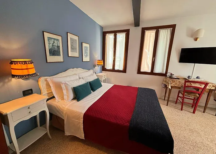 V Nice Rooms