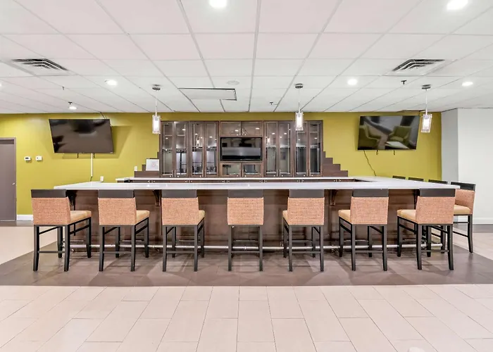 Hotel with view: Radisson Hotel Charlotte Airport