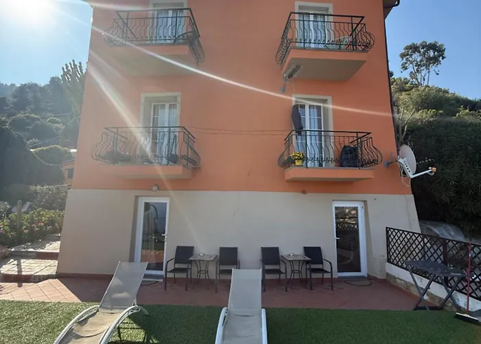 Casa Vacanze Un Mare Di Fiori