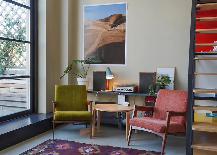 Hotel céntrico: Fabrika Hostel & Suites