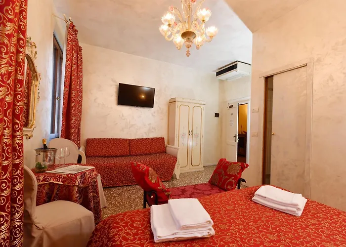 Casino hotel: Locanda Casa Martini