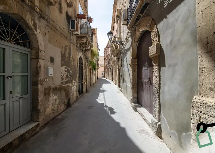 HOTIDAY Ortigia Opera