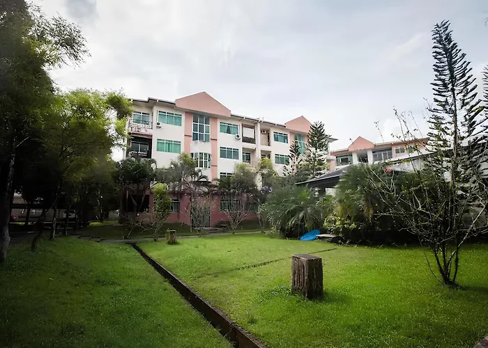 Natol - Kuching Home Penthouse Airport Road