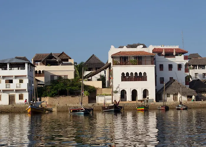 Airport Hotel: Lamu House