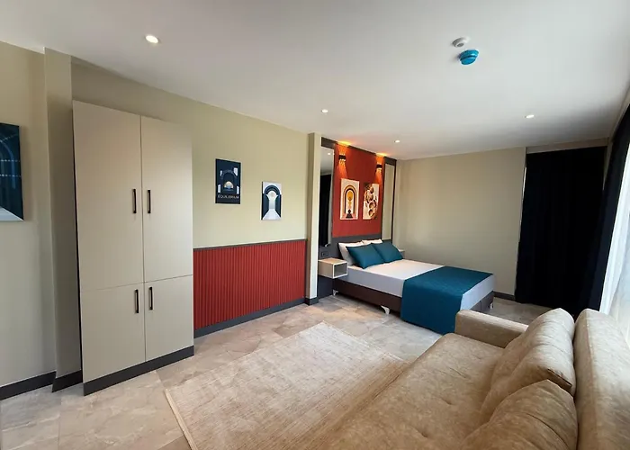 Sky Luxe Hotel Konyaalti