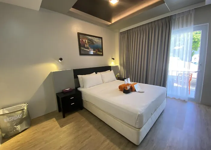 Beach Hotels Lalaguna Villas Luxury Dive And Spa