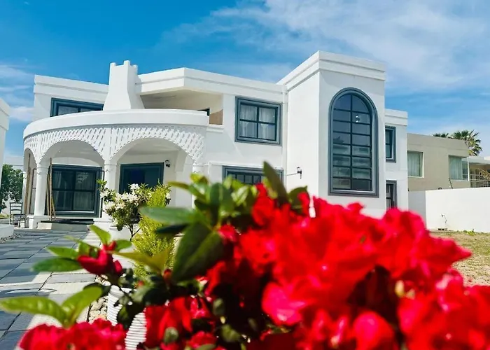 Forchutec Guest House Sunset Beach