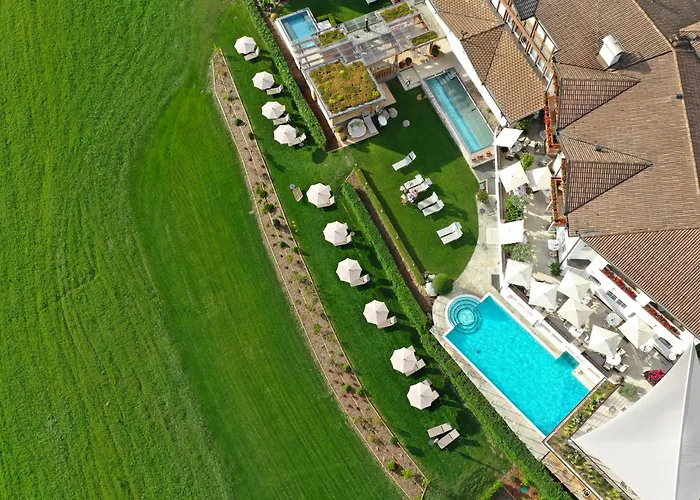 Hotel Con Piscina Schoenblick
