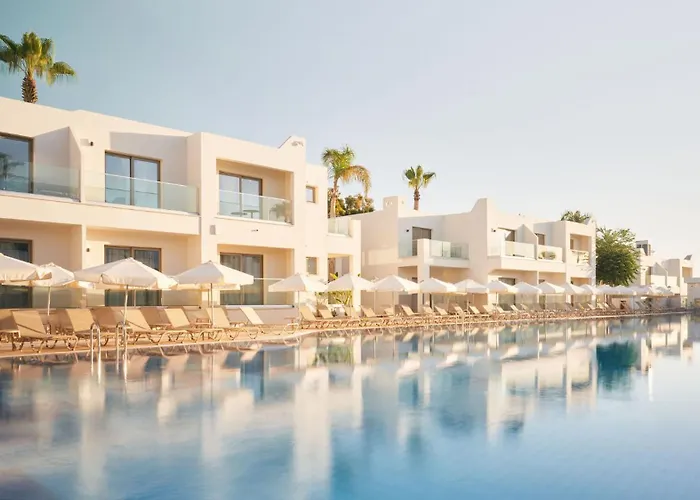 Luxury hotel only: Eleni Holiday Resort