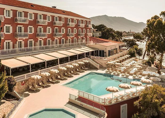 Romantic hotel: Aminess Younique Bellevue Hotel