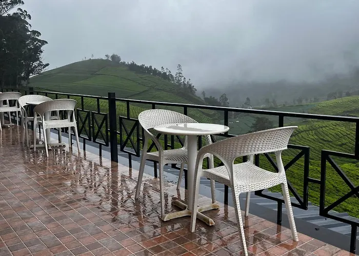 Tea Leaf Stays By Brown Tree Resorts