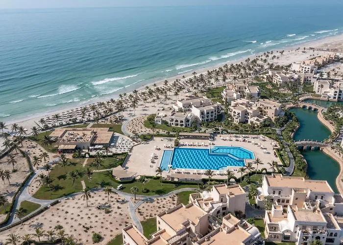 Hotel with Tennis: Salalah Rotana Resort