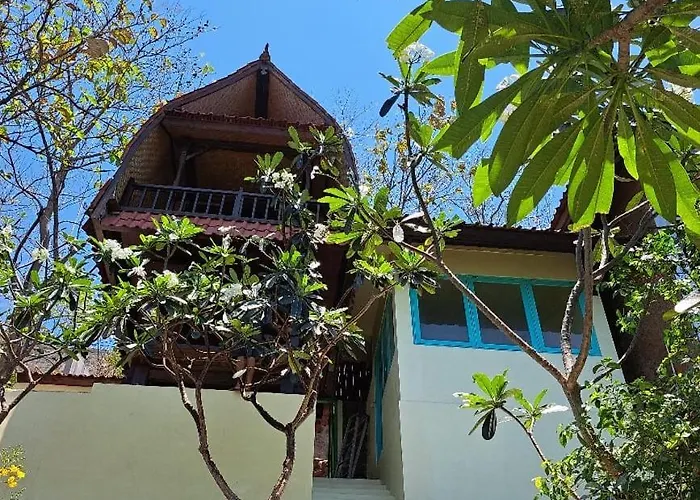 Dog friendly hotels Stairway To Heaven Bungalows And Restaurant