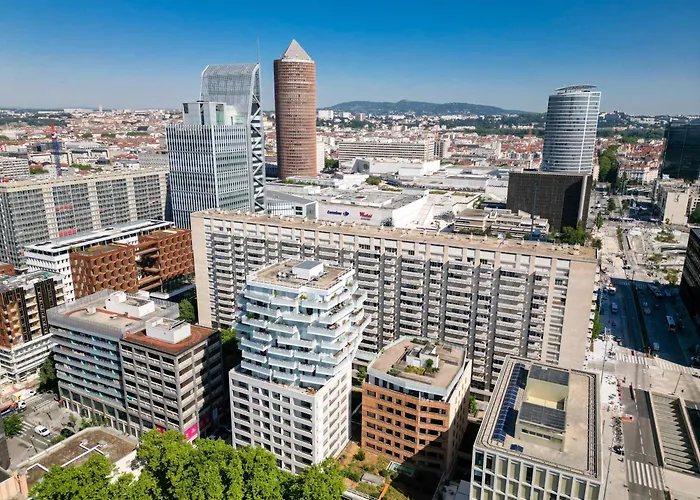 Hotel: Nemea Appart Hotel So Cloud Lyon Gare Part-Dieu