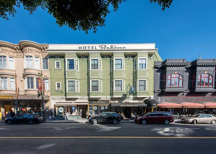 Hotel Boheme