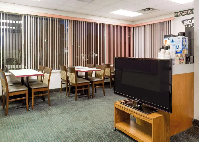 Motels Travelodge By Wyndham Ridgeway Martinsville Area