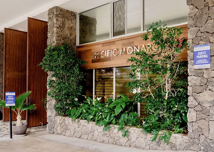 Apart hotel: Pacific Monarch Hotel