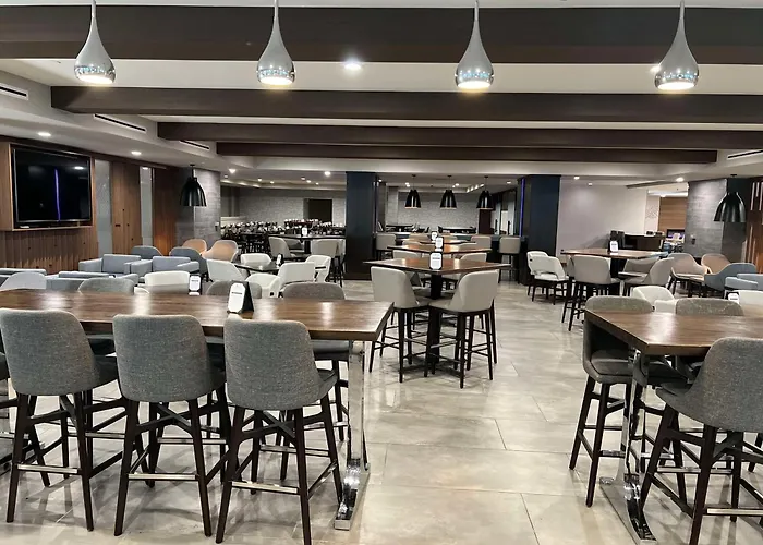 Hotel: Doubletree By Hilton Bloomington Minneapolis South