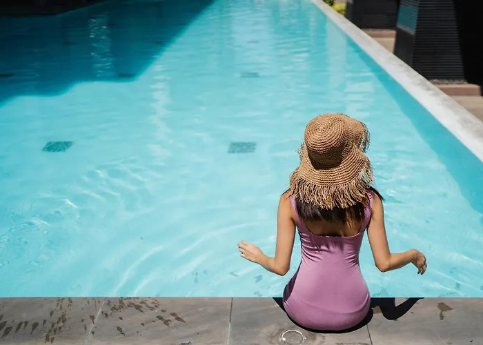 Hotel: The Diplomat Hotel (Adults Only)