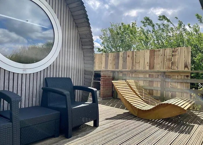Armadilla 1 At Lee Wick Farm Cottages & Glamping Glamping