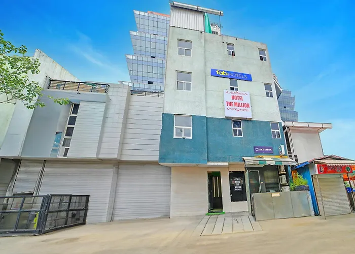 Fabhotel Million