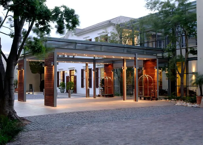 Luxury hotel only: Vineyard Hotel