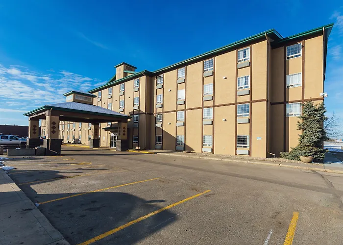 Family resorts Service Plus Inns And Suites
