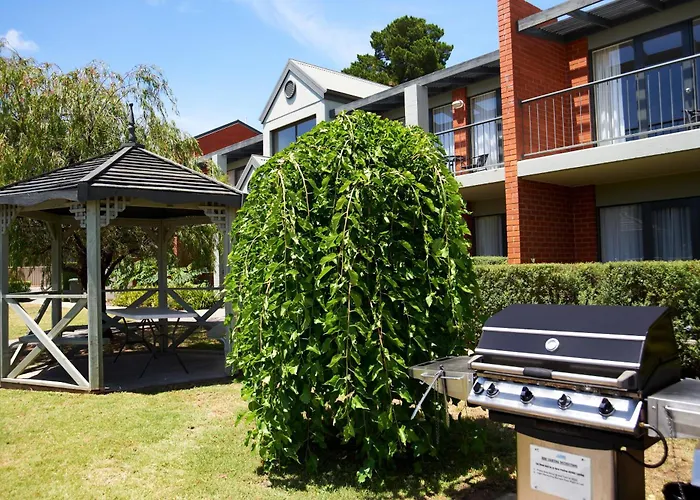 Hotel near College: Quest Bendigo