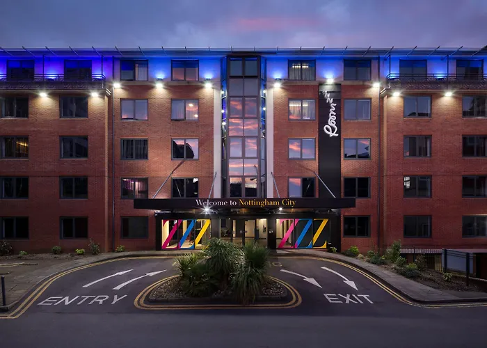  Roomzzz Nottingham City