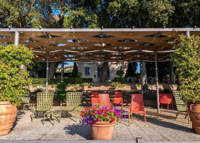  Villasanpaolo Resort & Spa